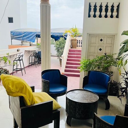 Illiyin Boutique Hotel Dakar Exterior photo
