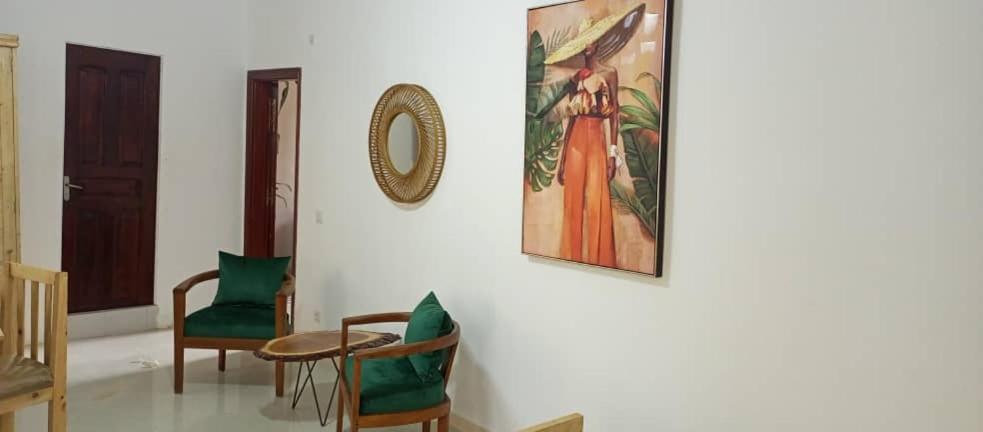 Illiyin Boutique Hotel Dakar Exterior photo