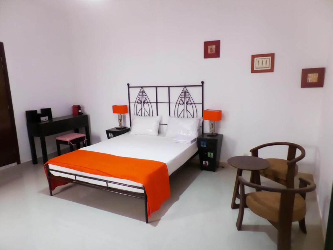 Illiyin Boutique Hotel Dakar Exterior photo