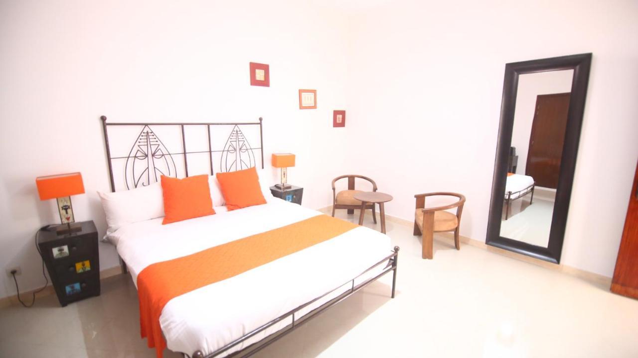 Illiyin Boutique Hotel Dakar Exterior photo