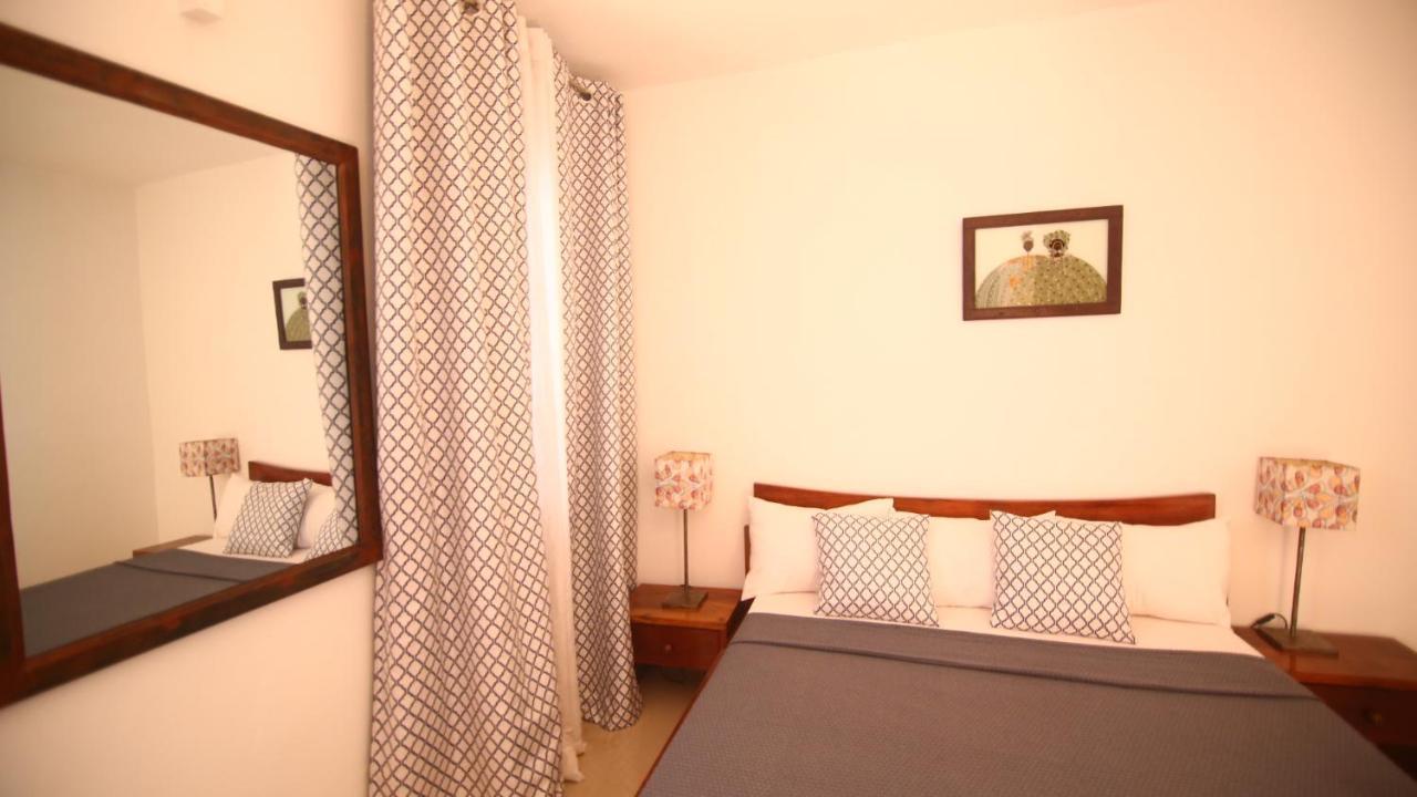 Illiyin Boutique Hotel Dakar Exterior photo
