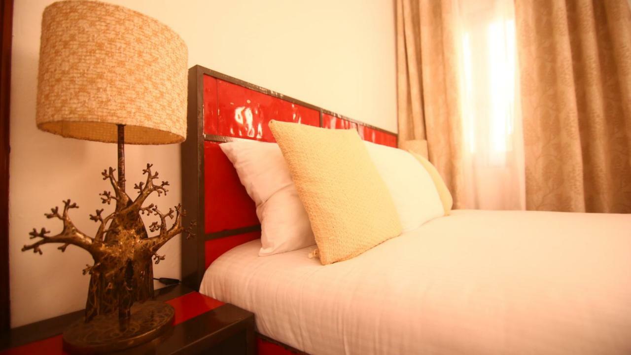 Illiyin Boutique Hotel Dakar Exterior photo