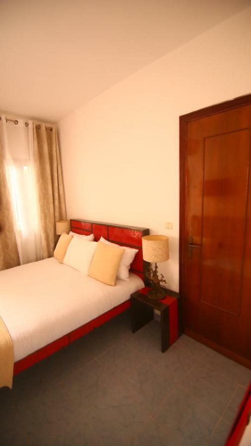 Illiyin Boutique Hotel Dakar Exterior photo