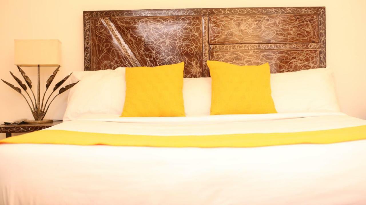 Illiyin Boutique Hotel Dakar Exterior photo